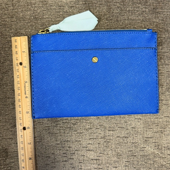 J. Crew Italian Leather Medium Sized Pouch in Blue with Gold Accents. - Picture 8 of 8